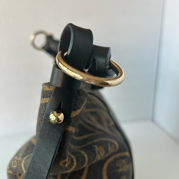 Dooney and Bourke EUC Large Signature Heart Design Black Denim Tote - Picture 10 of 10